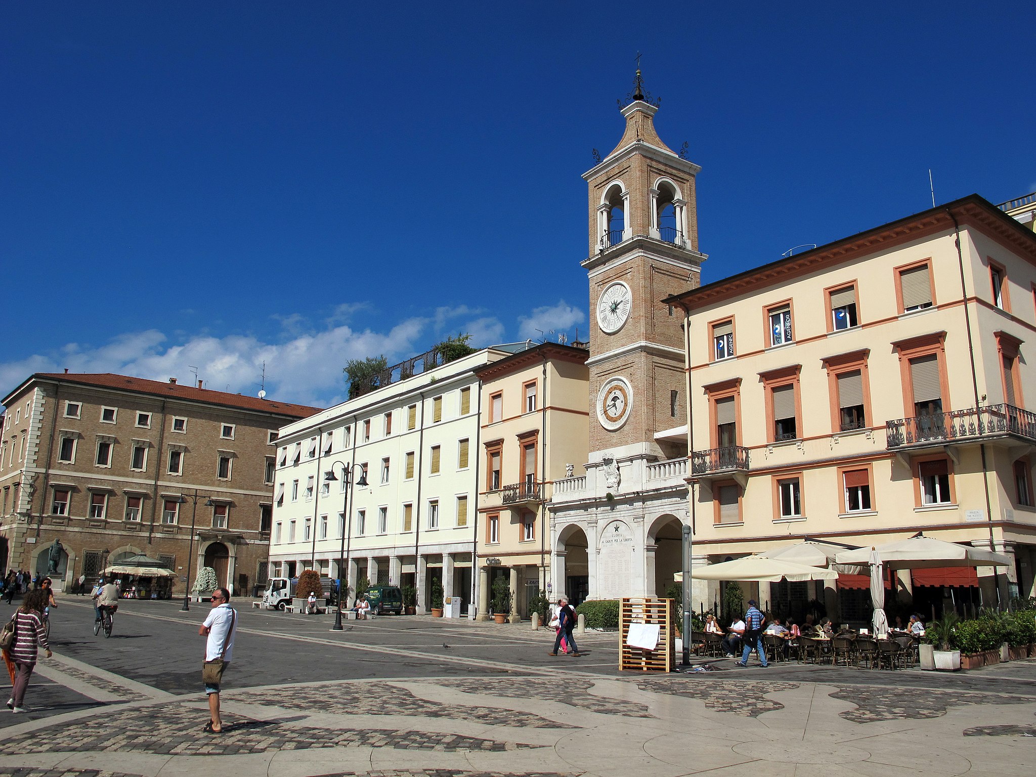 Piazza Tre Martiri